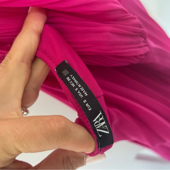Zara Fuchsia Pleated Flower Maxi Dress Small - Picture 6 of 7